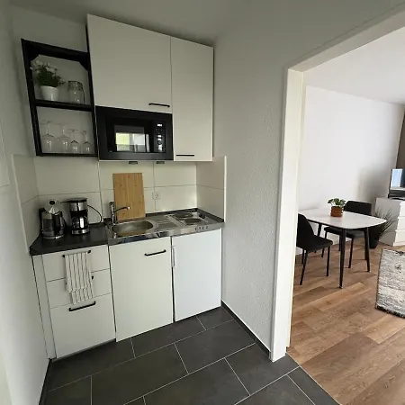 Modern With Kitchen And Free Parking