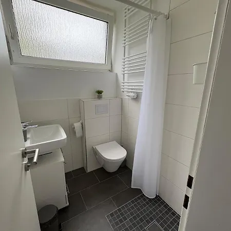 Modern With Kitchen And Free Parking *
